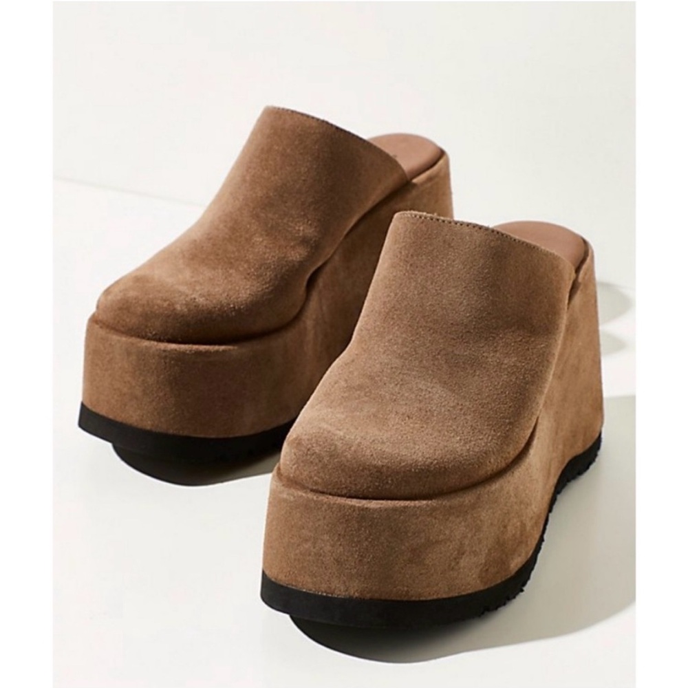 Free people Brown Suede Platform Mules/clogs Sz. 7